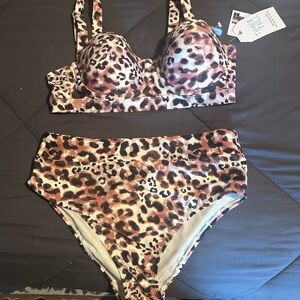 *NEW W/ TAGS* Vintage Style Cheetah Print Bikini Set -  Size Small & Medium